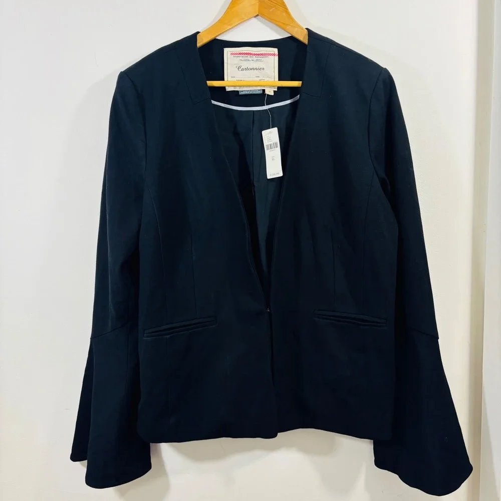 Anthropologie‎ Cartonnier Women's Black Blazer Bell Sleeves Eye-Hook Closure XL